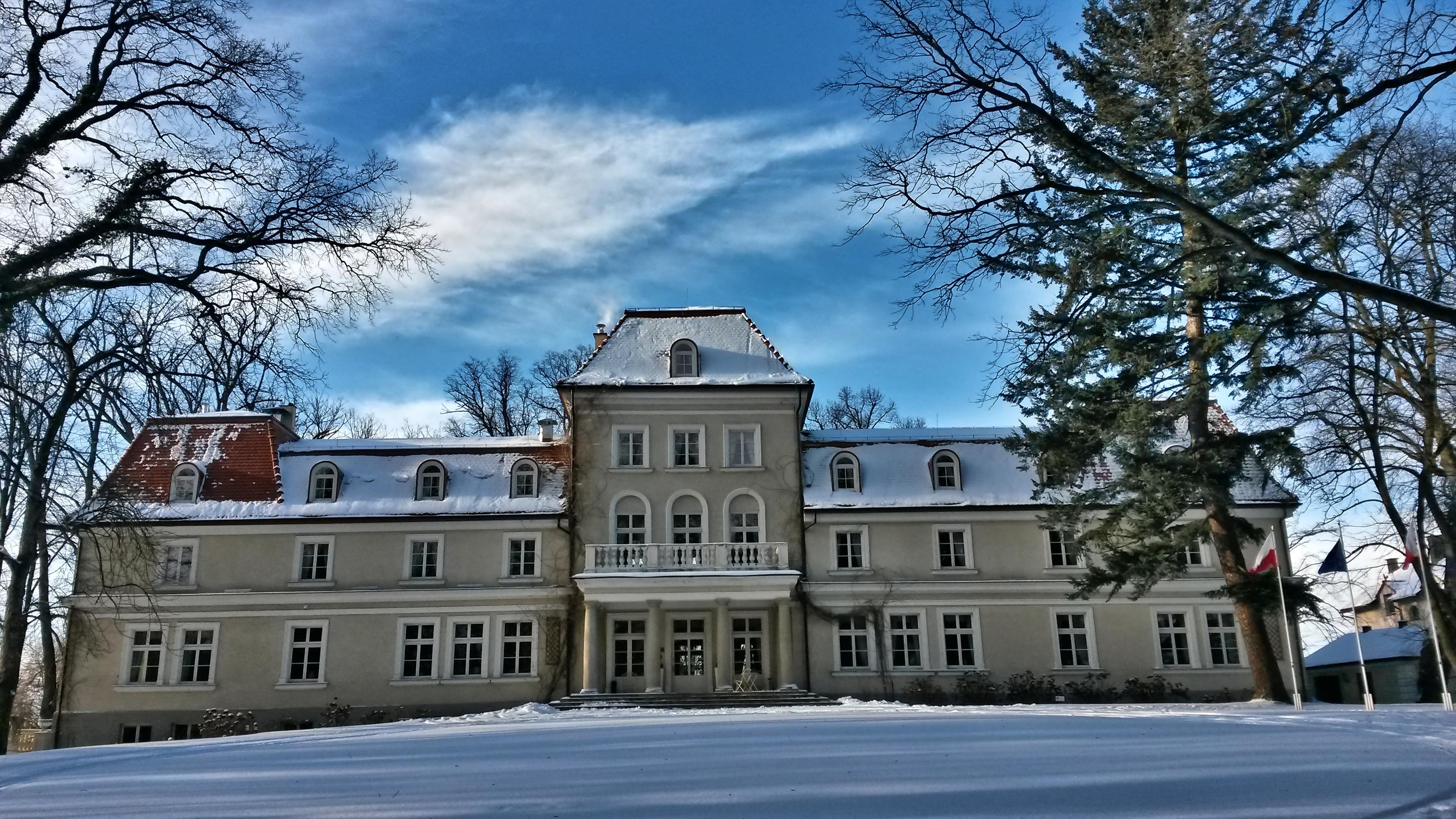 Dwor Sierakow Hotel ภายนอก รูปภาพ