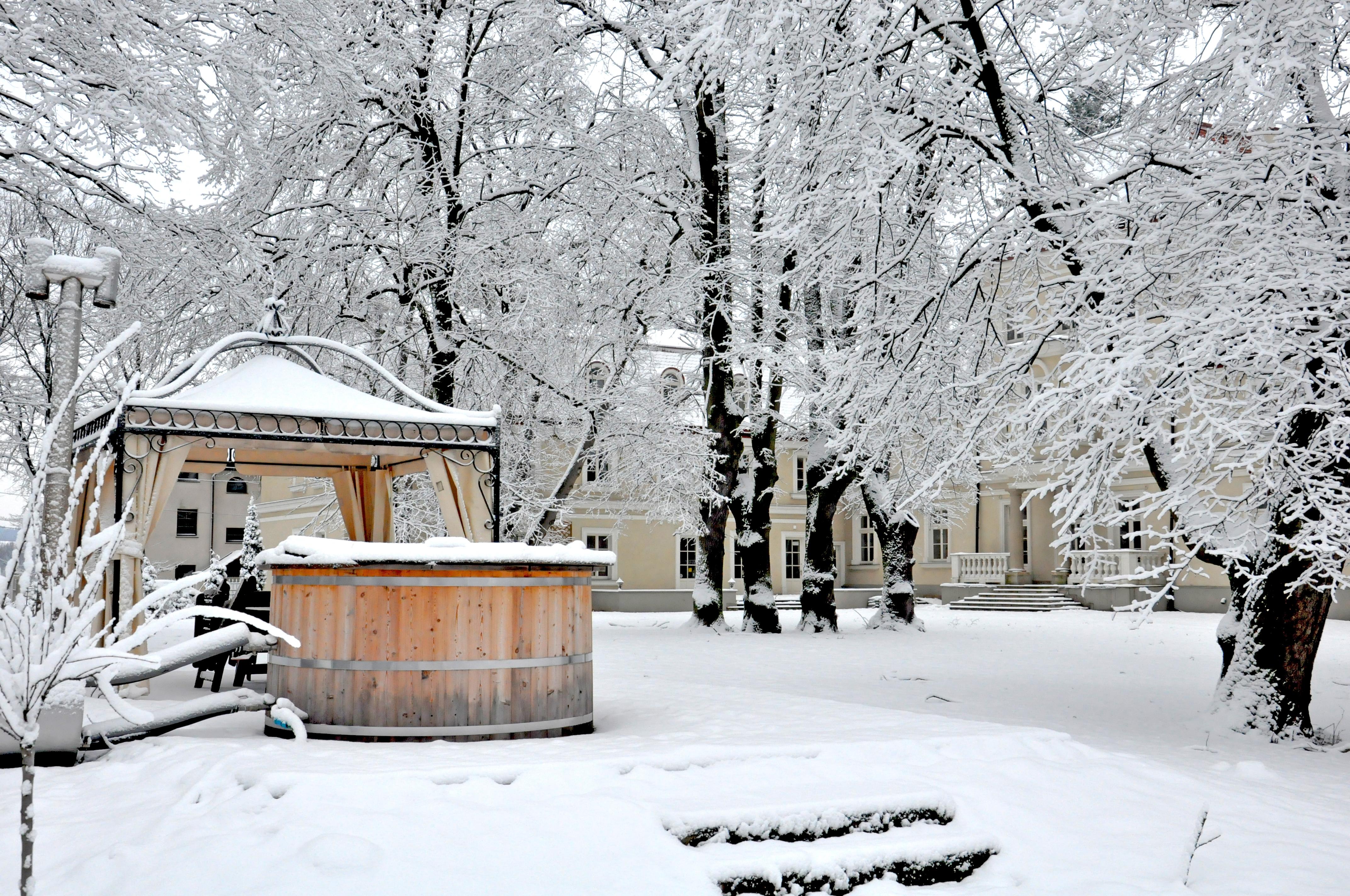 Dwor Sierakow Hotel ภายนอก รูปภาพ